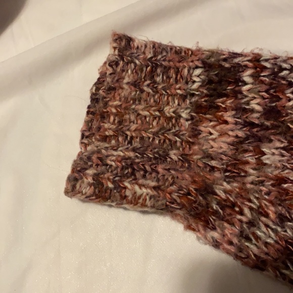 Multicolored Knit Sweater - Picture 4 of 9